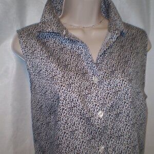 NEW CHICOS WRINKLE RESISTANT BUTTON UP BLOUSE SZ 2 IN CHICOS SZ